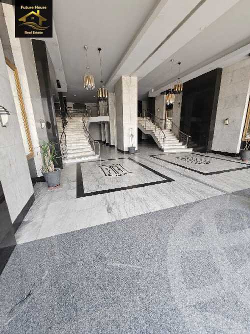 https://aqarmap.com.eg/en/listing/6029101-for-rent-cairo-el-maadi-compounds-rayhanah-plaza