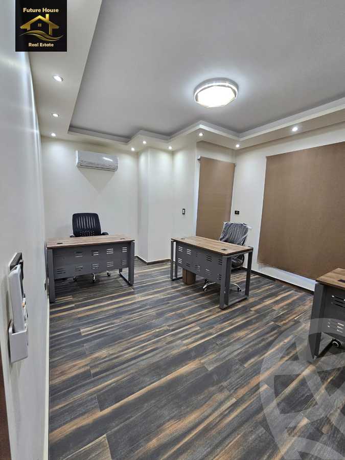 https://aqarmap.com.eg/en/listing/6044421-for-rent-cairo-el-maadi-compounds-rayhanah-plaza