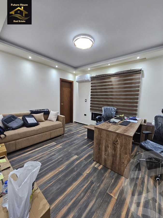 https://aqarmap.com.eg/en/listing/6044421-for-rent-cairo-el-maadi-compounds-rayhanah-plaza