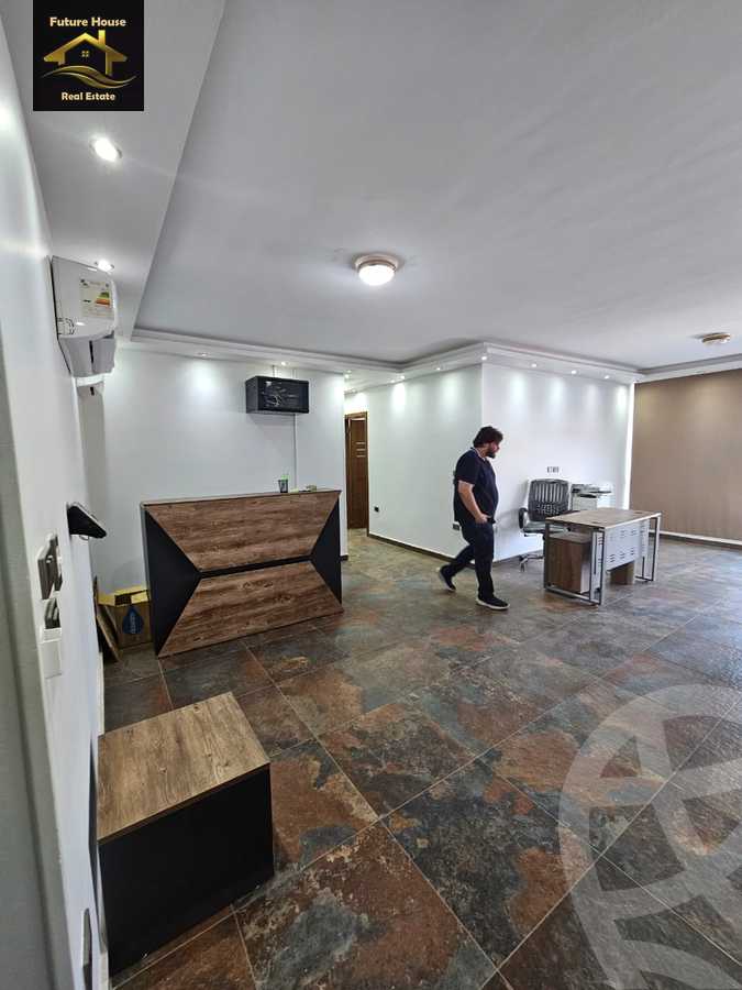https://aqarmap.com.eg/en/listing/6044432-for-rent-cairo-el-maadi-compounds-rayhanah-plaza