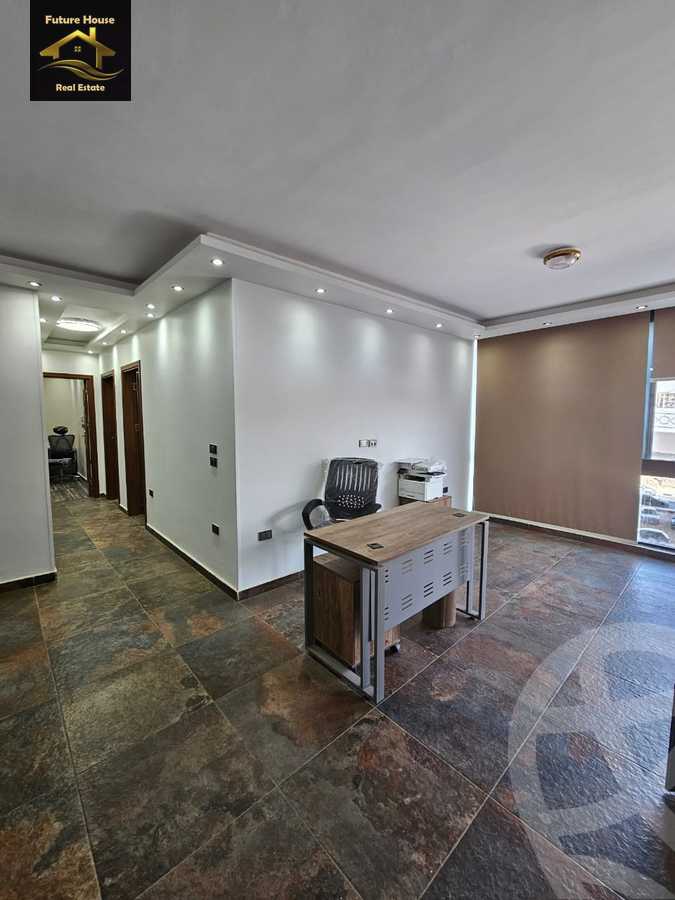 https://aqarmap.com.eg/en/listing/6044432-for-rent-cairo-el-maadi-compounds-rayhanah-plaza