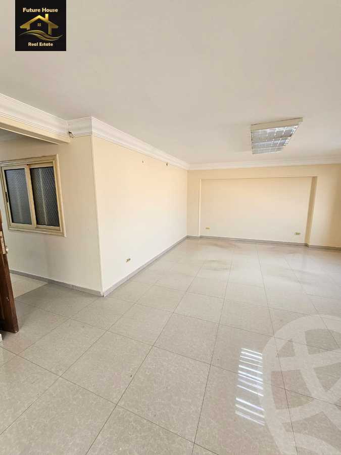 https://aqarmap.com.eg/en/listing/6044452-for-rent-cairo-el-maadi-compounds-rayhanah-plaza