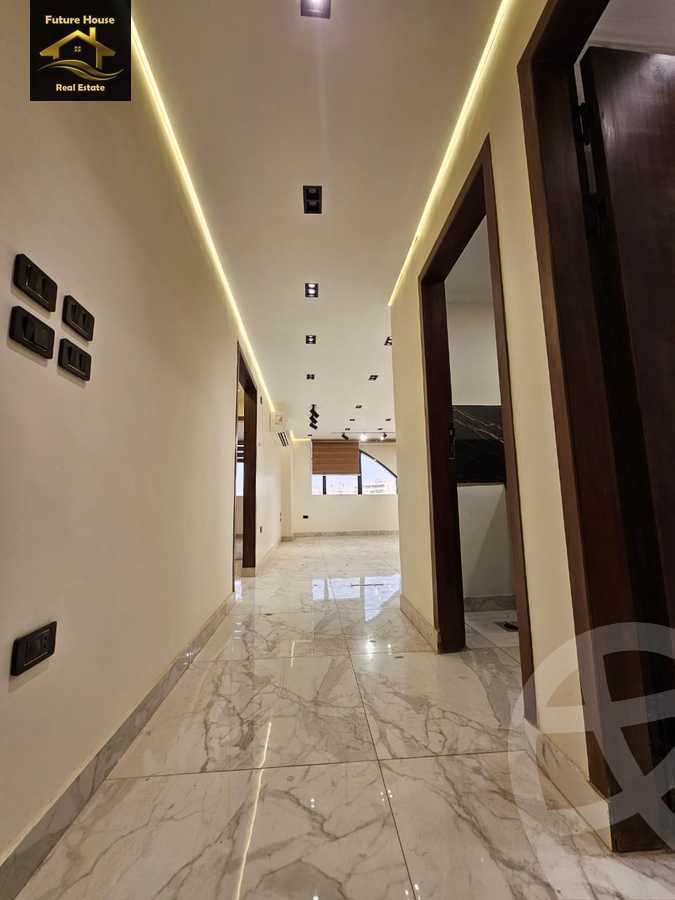 https://aqarmap.com.eg/en/listing/6046334-for-rent-cairo-el-maadi-compounds-rayhanah-plaza