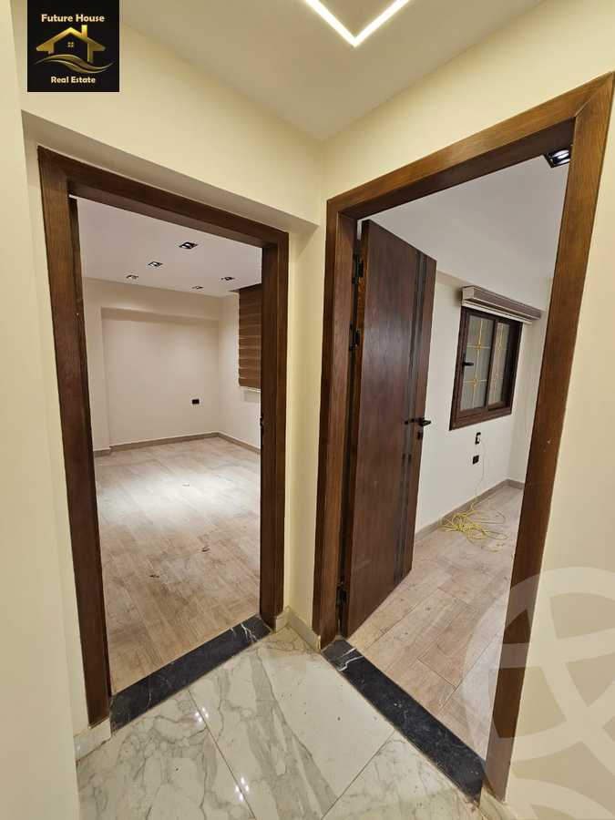 https://aqarmap.com.eg/en/listing/6046334-for-rent-cairo-el-maadi-compounds-rayhanah-plaza
