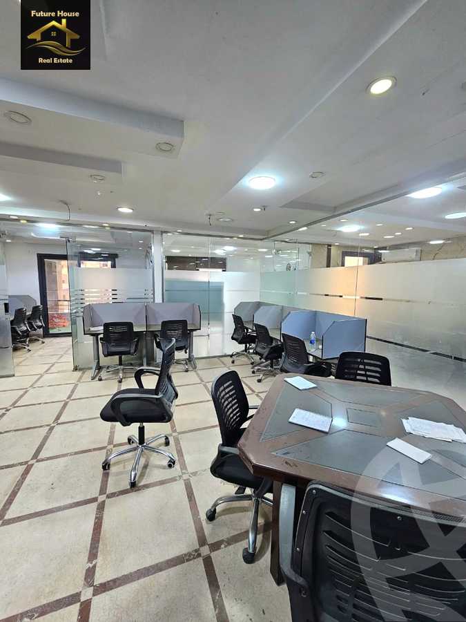 https://aqarmap.com.eg/en/listing/6057184-for-rent-cairo-el-maadi-compounds-rayhanah-plaza