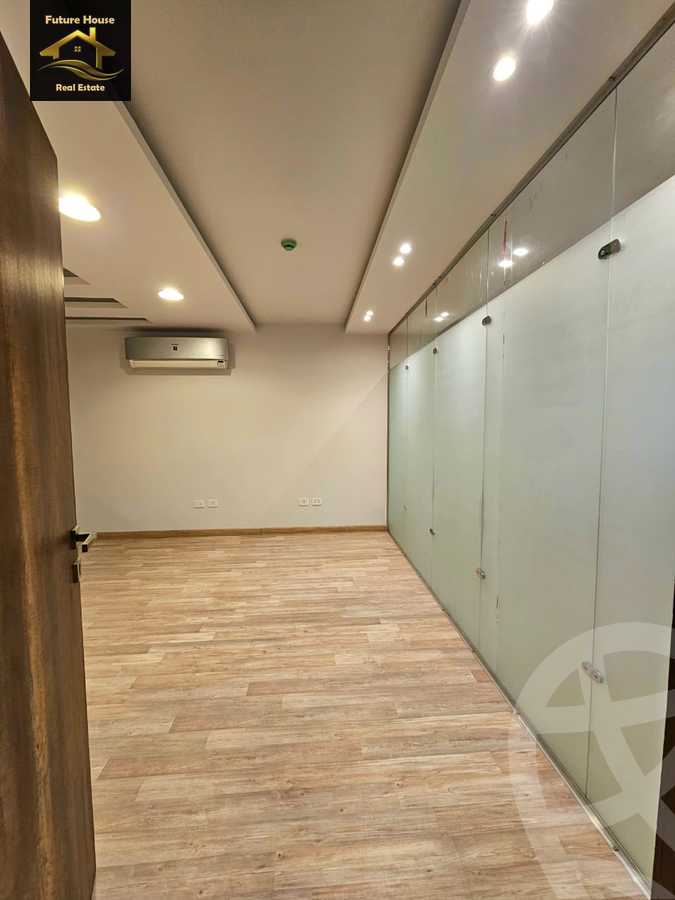 https://aqarmap.com.eg/en/listing/6057872-for-rent-cairo-el-maadi-compounds-rayhanah-plaza