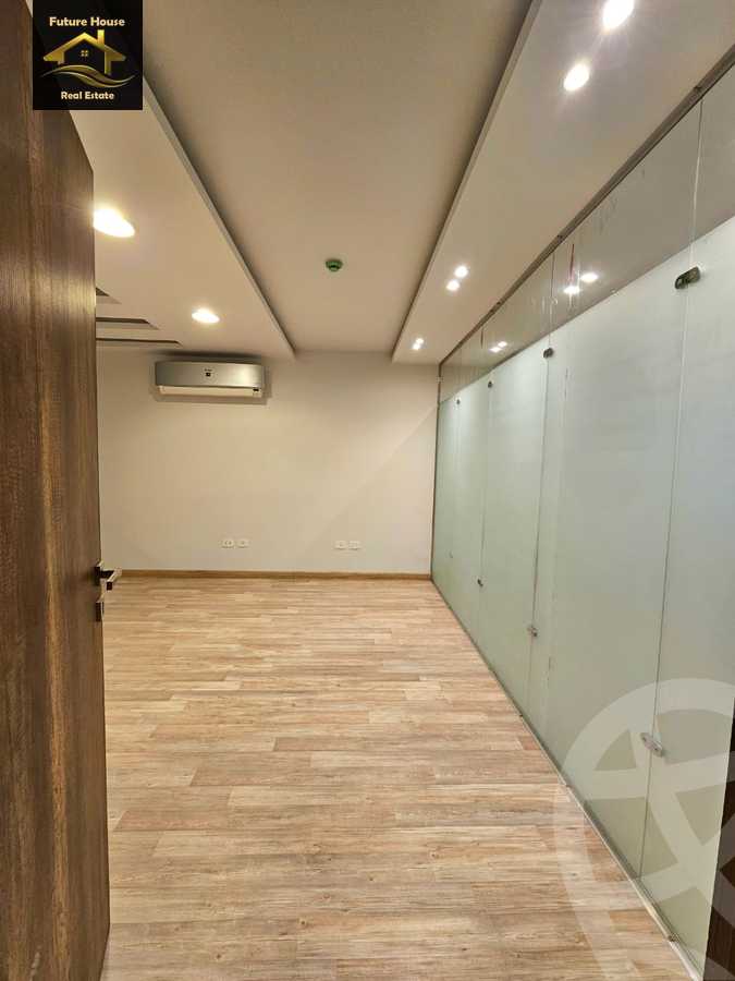https://aqarmap.com.eg/en/listing/6057872-for-rent-cairo-el-maadi-compounds-rayhanah-plaza
