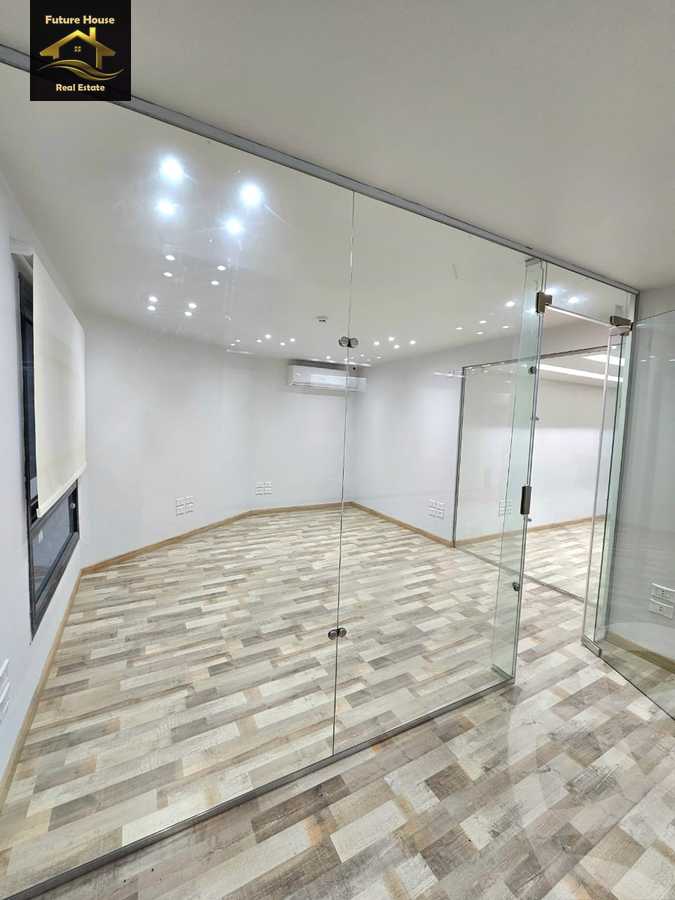 https://aqarmap.com.eg/en/listing/6057872-for-rent-cairo-el-maadi-compounds-rayhanah-plaza