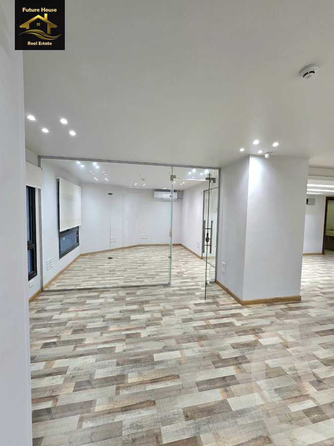 https://aqarmap.com.eg/en/listing/6057946-for-rent-cairo-el-maadi-compounds-rayhanah-plaza