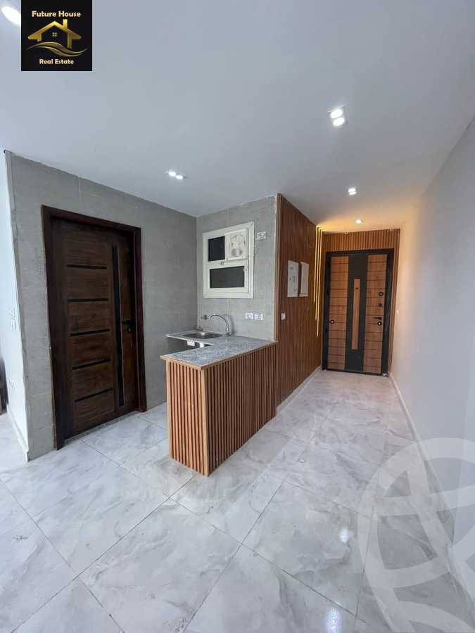 https://aqarmap.com.eg/en/listing/6059016-for-rent-cairo-el-maadi-compounds-rayhanah-plaza