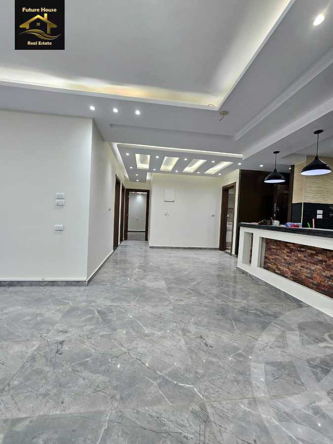 https://aqarmap.com.eg/en/listing/6061042-for-rent-cairo-el-maadi-compounds-rayhanah-plaza