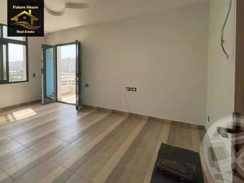 https://aqarmap.com.eg/en/listing/6047280-for-rent-cairo-el-maadi-compounds-rayhanah-residence