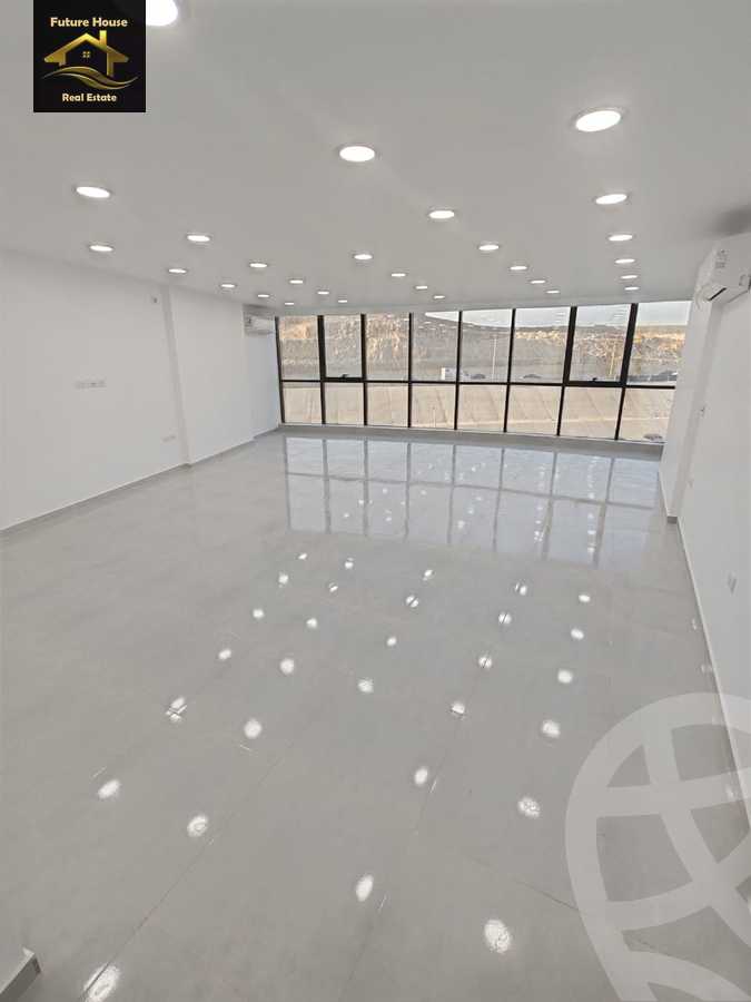 https://aqarmap.com.eg/en/listing/6065207-for-rent-cairo-el-maadi-compounds-rayhanah-plaza