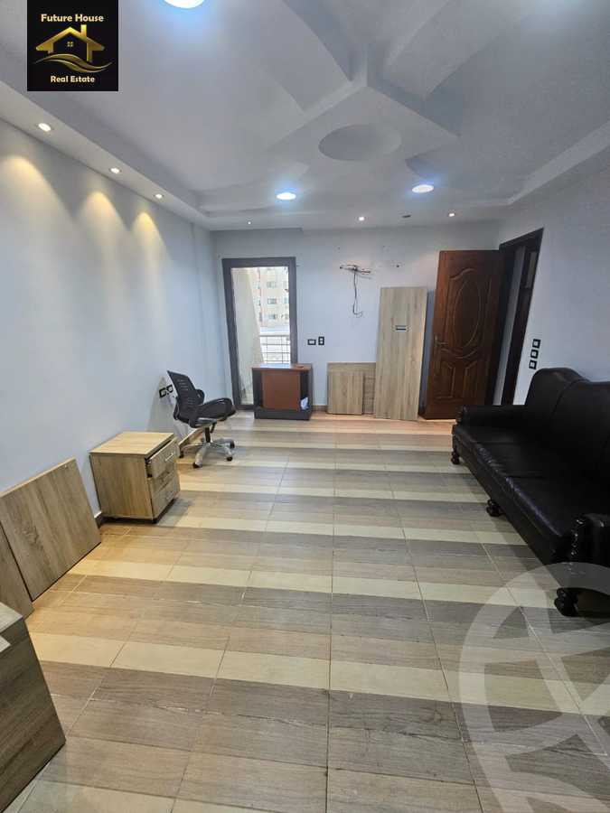 https://aqarmap.com.eg/en/listing/6095671-for-rent-cairo-el-maadi-compounds-rayhanah-residence
