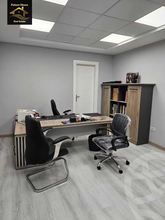 https://aqarmap.com.eg/ar/listing/6127001-for-rent-cairo-el-maadi-compounds-kmbwnd-wn-qtmyh-m-mr-lmrshdy