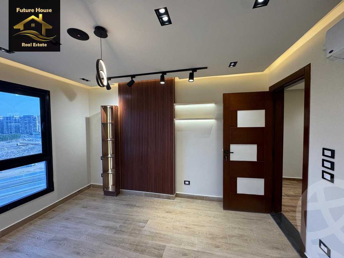 https://aqarmap.com.eg/en/listing/6133981-for-rent-cairo-el-maadi-compounds-rayhanah-plaza