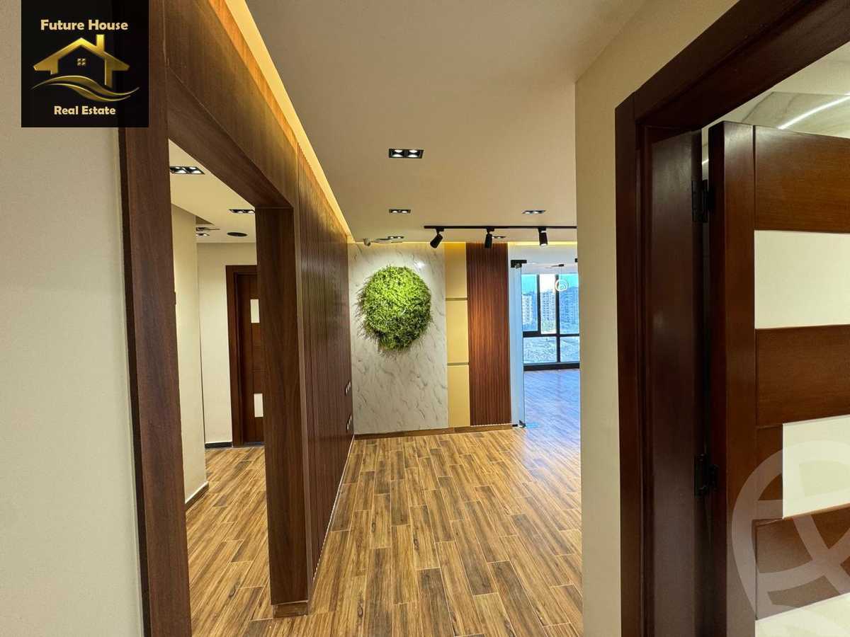 https://aqarmap.com.eg/en/listing/6133981-for-rent-cairo-el-maadi-compounds-rayhanah-plaza