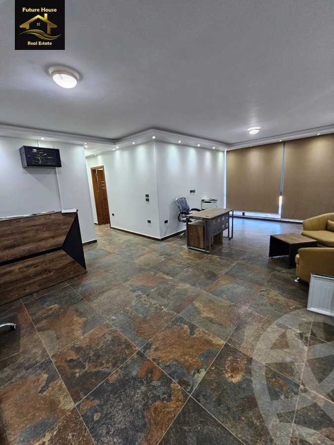 https://aqarmap.com.eg/en/listing/6134063-for-rent-cairo-el-maadi-compounds-rayhanah-plaza