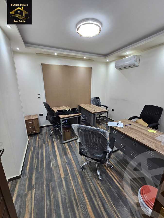https://aqarmap.com.eg/en/listing/6134063-for-rent-cairo-el-maadi-compounds-rayhanah-plaza