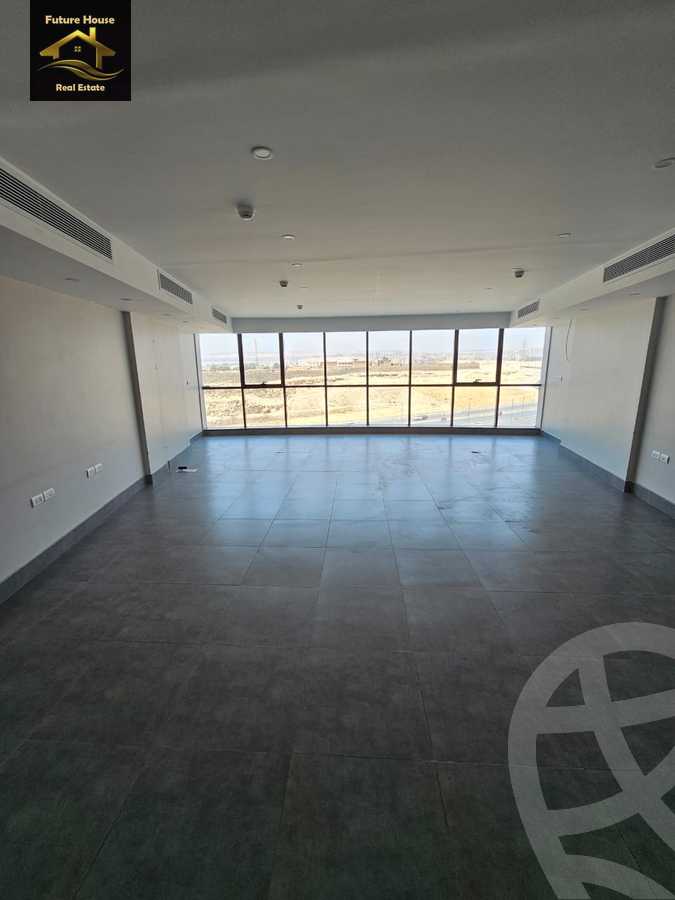 https://aqarmap.com.eg/en/listing/6154902-for-rent-cairo-el-maadi-compounds-rayhanah-plaza