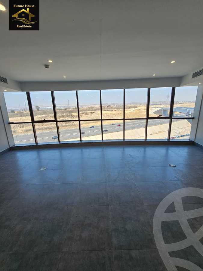 https://aqarmap.com.eg/en/listing/6154902-for-rent-cairo-el-maadi-compounds-rayhanah-plaza