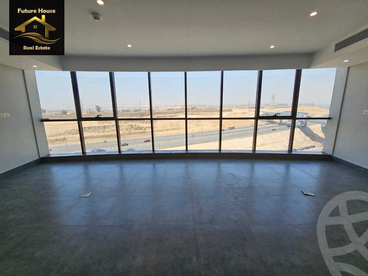 https://aqarmap.com.eg/en/listing/6154902-for-rent-cairo-el-maadi-compounds-rayhanah-plaza