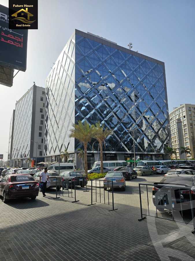https://aqarmap.com.eg/ar/listing/6159654-for-rent-cairo-el-maadi-compounds-kmbwnd-wn-qtmyh-m-mr-lmrshdy