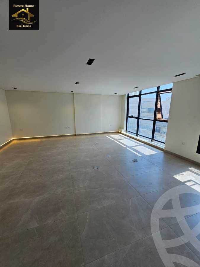 https://aqarmap.com.eg/ar/listing/6167581-for-rent-cairo-el-maadi-compounds-rayhanah-plaza