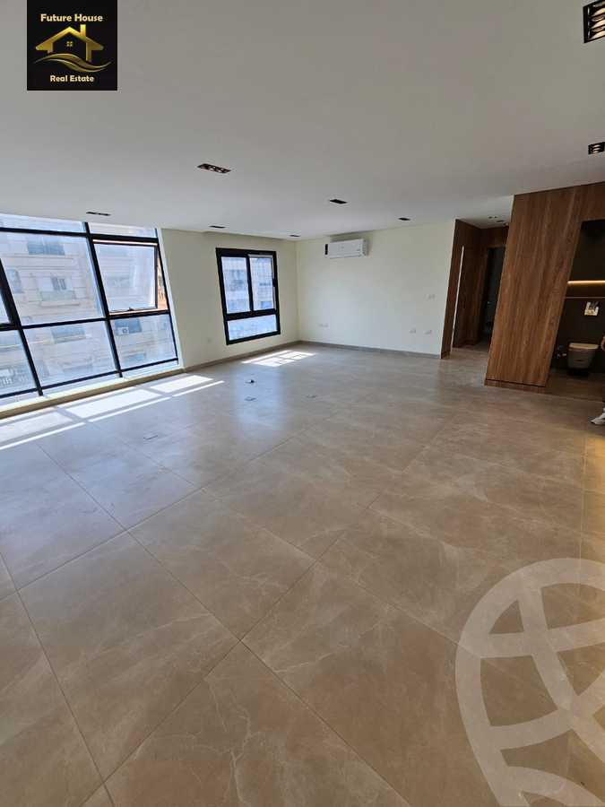 https://aqarmap.com.eg/ar/listing/6167581-for-rent-cairo-el-maadi-compounds-rayhanah-plaza