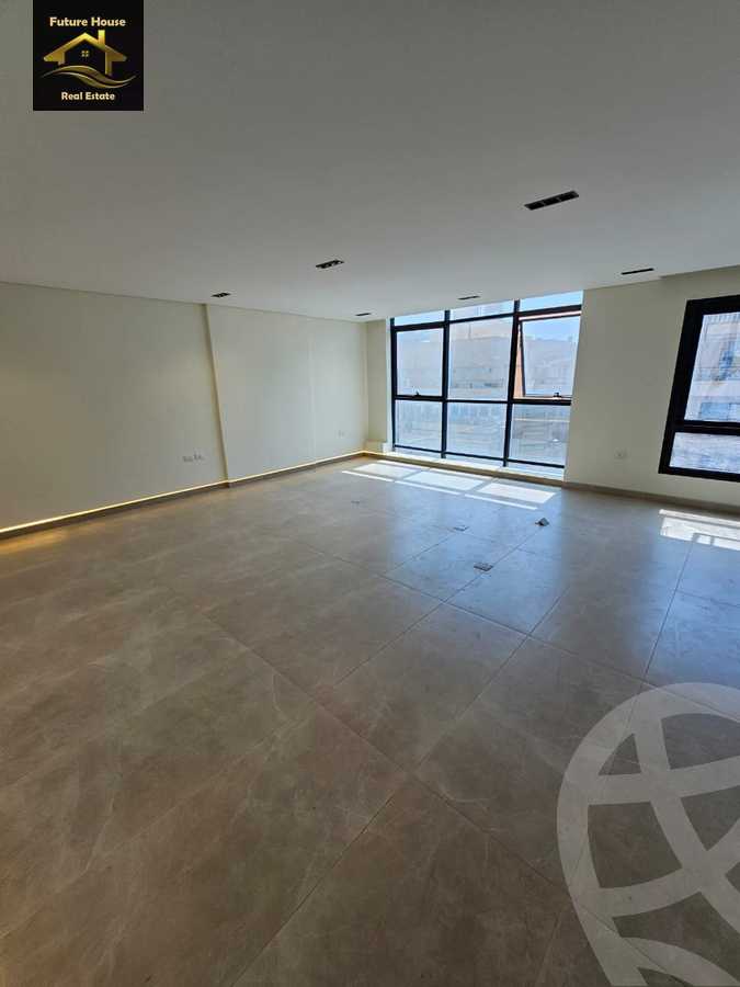 https://aqarmap.com.eg/en/listing/6173428-for-rent-cairo-el-maadi-compounds-rayhanah-plaza