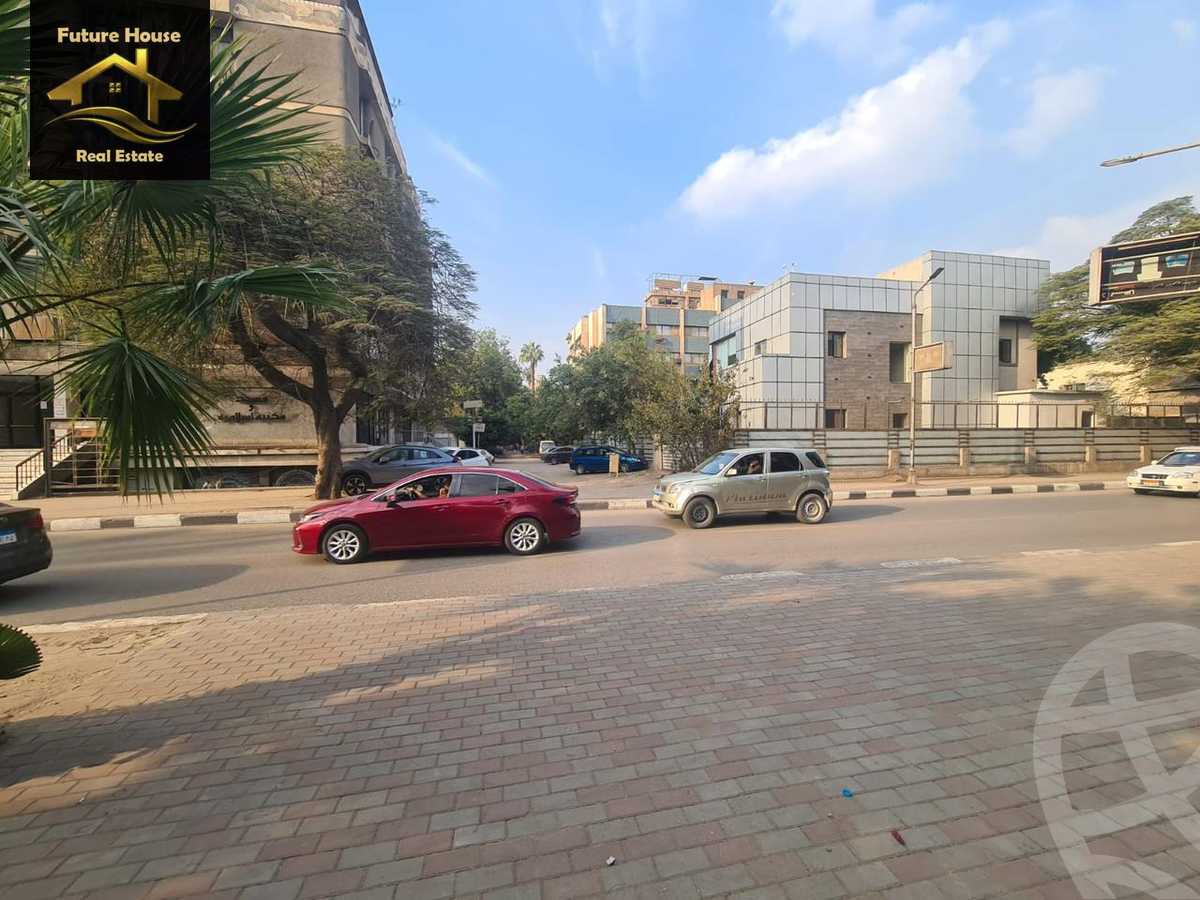 https://aqarmap.com.eg/ar/listing/6173893-for-rent-cairo-el-maadi-sarayat-el-maadi-street-20