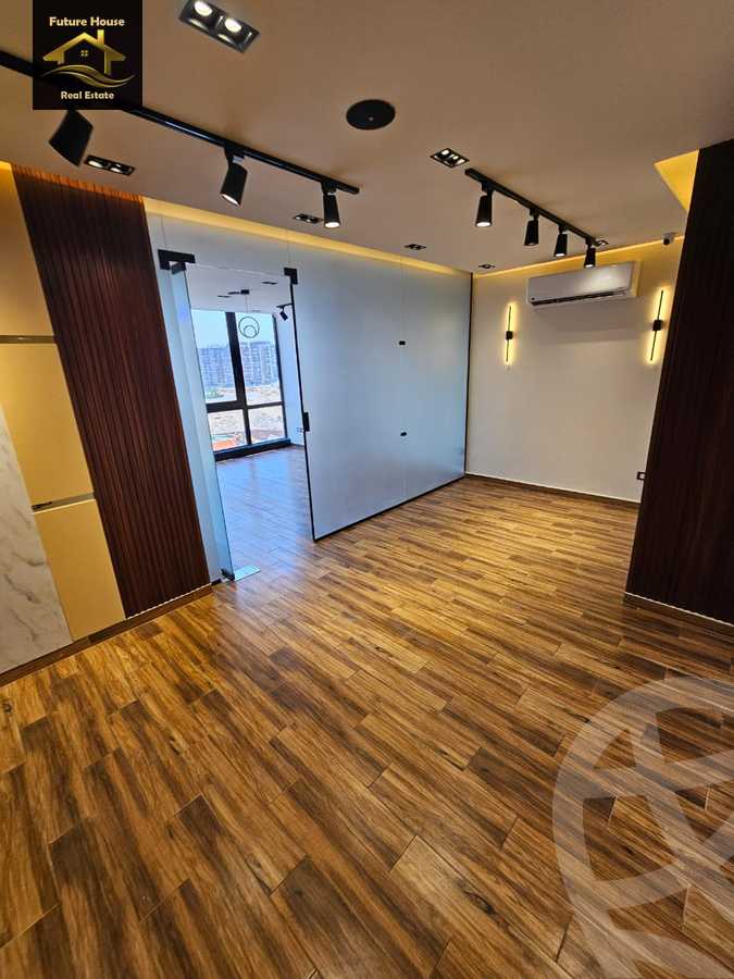 https://aqarmap.com.eg/ar/listing/6178789-for-rent-cairo-el-maadi-compounds-rayhanah-plaza