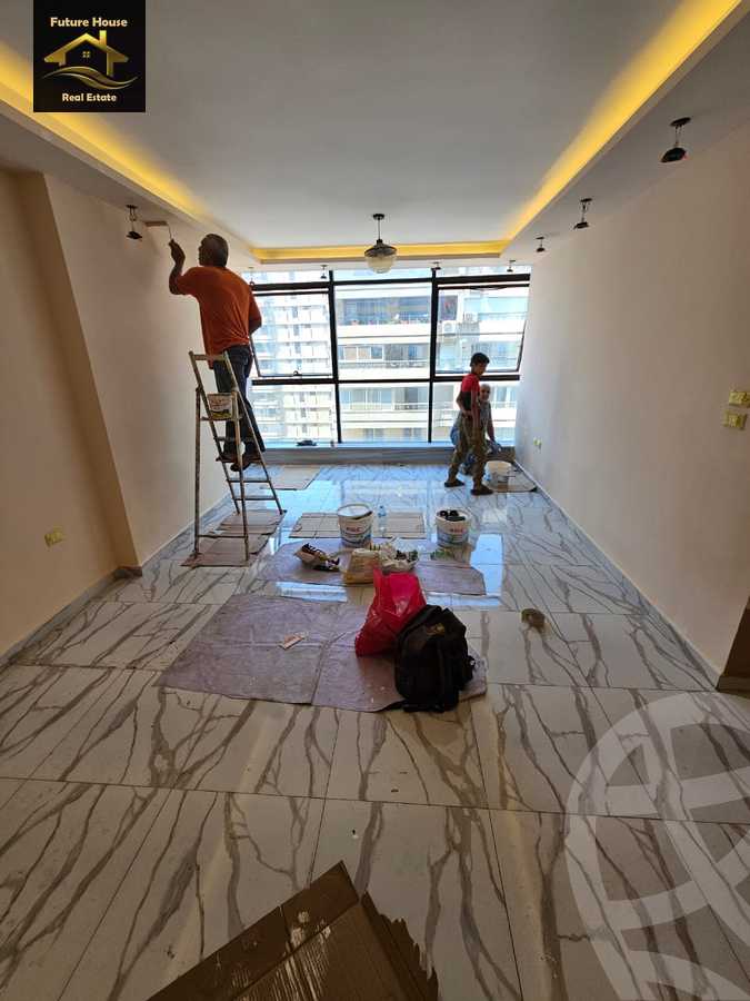 https://aqarmap.com.eg/en/listing/6185382-for-rent-cairo-el-maadi-compounds-rayhanah-plaza
