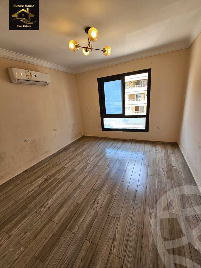 https://aqarmap.com.eg/en/listing/6185382-for-rent-cairo-el-maadi-compounds-rayhanah-plaza