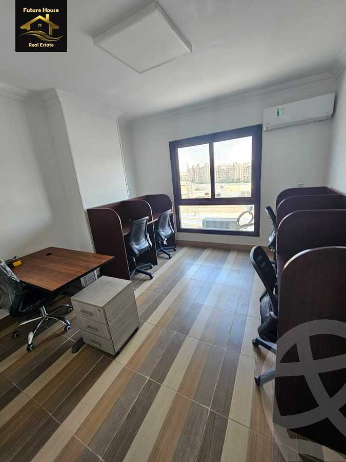 https://aqarmap.com.eg/en/listing/6186937-for-rent-cairo-el-maadi-compounds-rayhanah-plaza