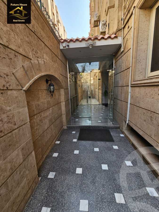 https://aqarmap.com.eg/ar/listing/6202299-for-rent-cairo-el-maadi-compounds-bavaria-town