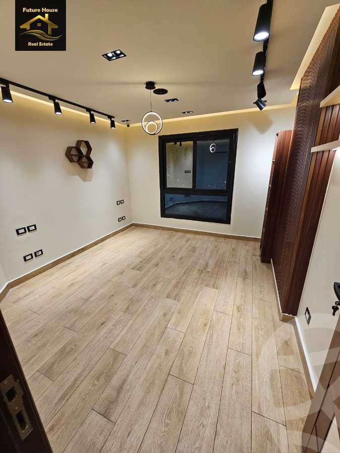 https://aqarmap.com.eg/en/listing/6204564-for-rent-cairo-el-maadi-compounds-rayhanah-plaza