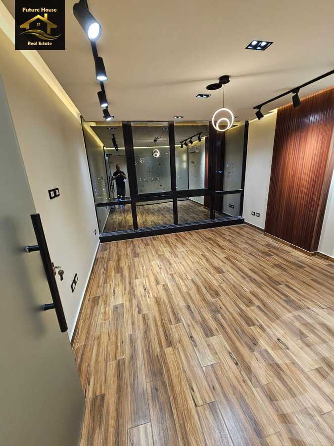 https://aqarmap.com.eg/en/listing/6204564-for-rent-cairo-el-maadi-compounds-rayhanah-plaza
