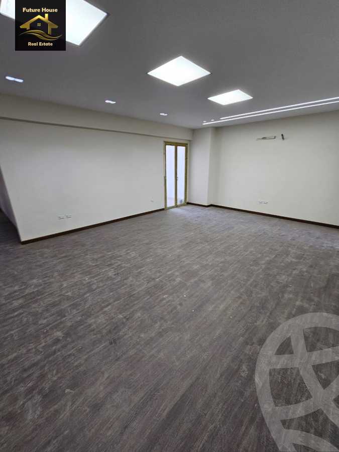 https://aqarmap.com.eg/ar/listing/6206293-for-rent-cairo-el-maadi-compounds-bavaria-town