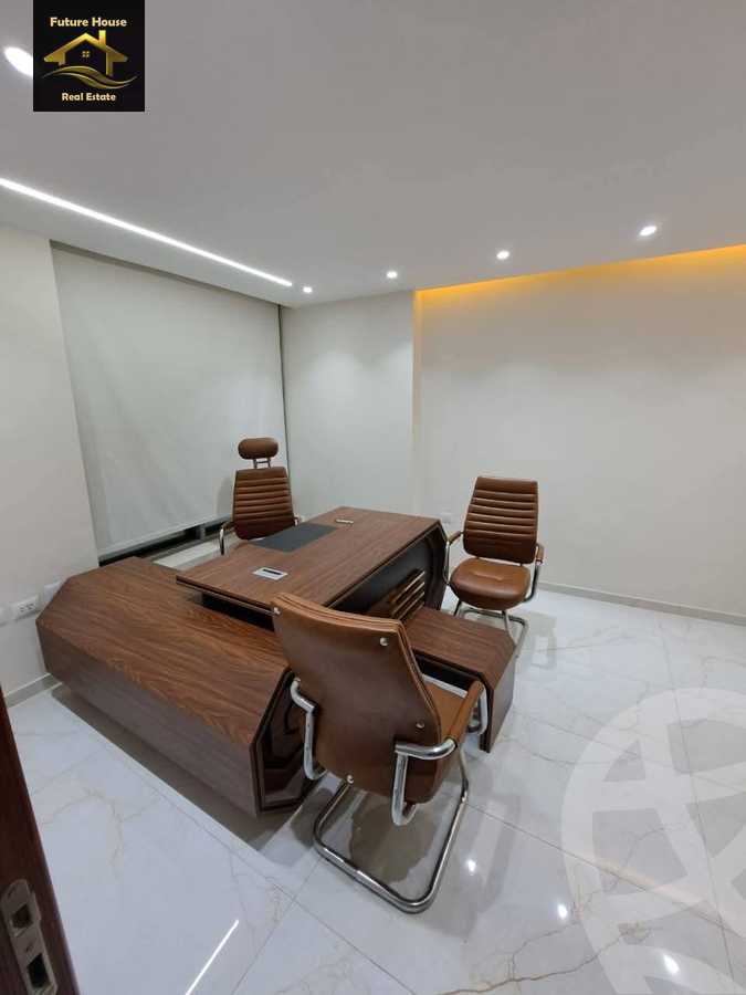 https://aqarmap.com.eg/ar/listing/6212424-for-rent-cairo-el-maadi-compounds-grand-gate