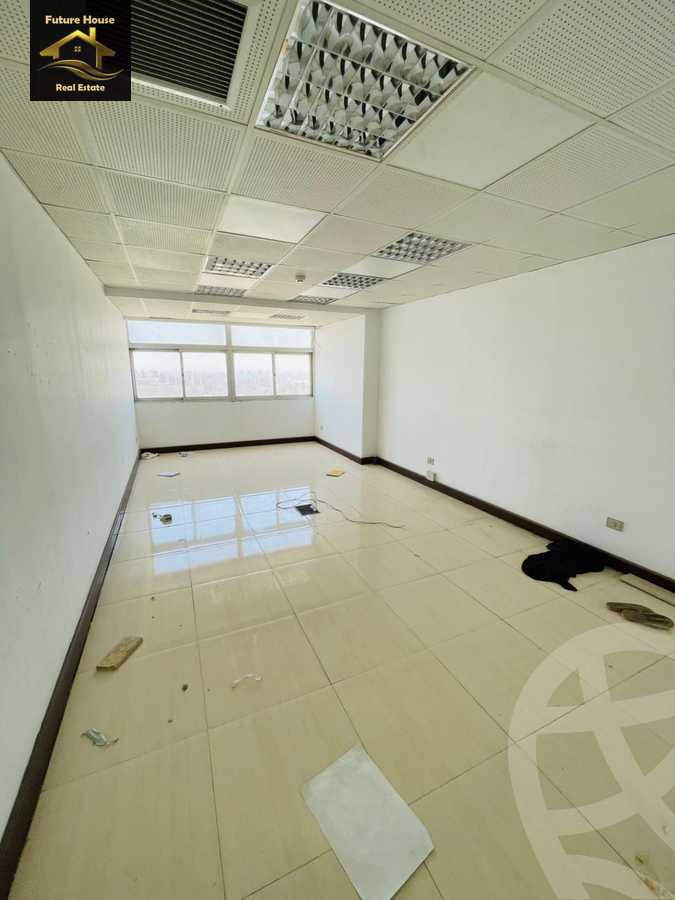 https://aqarmap.com.eg/ar/listing/6264366-for-rent-cairo-el-maadi-kornish-el-maadi-brj-thmn