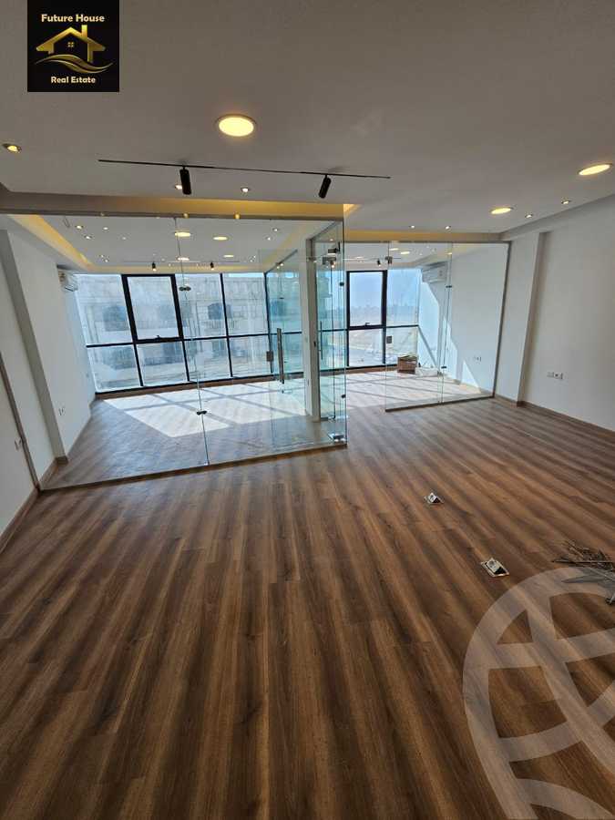 https://aqarmap.com.eg/ar/listing/6293051-for-rent-cairo-el-maadi-compounds-rayhanah-plaza