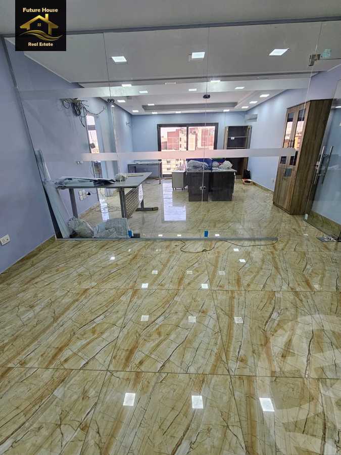 https://aqarmap.com.eg/ar/listing/6293135-for-rent-cairo-el-maadi-compounds-rayhanah-residence