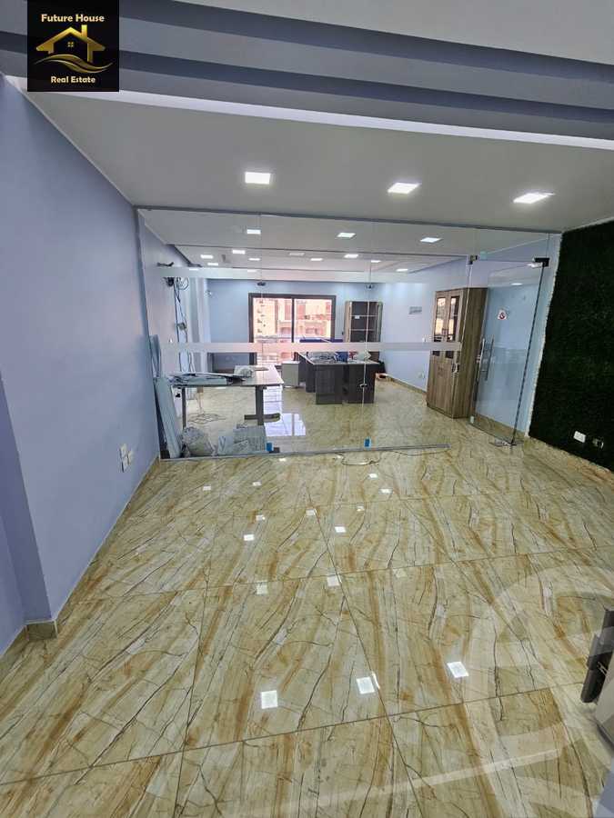 https://aqarmap.com.eg/en/listing/6306851-for-rent-cairo-el-maadi-compounds-rayhanah-plaza