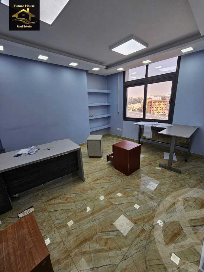 https://aqarmap.com.eg/en/listing/6306851-for-rent-cairo-el-maadi-compounds-rayhanah-plaza