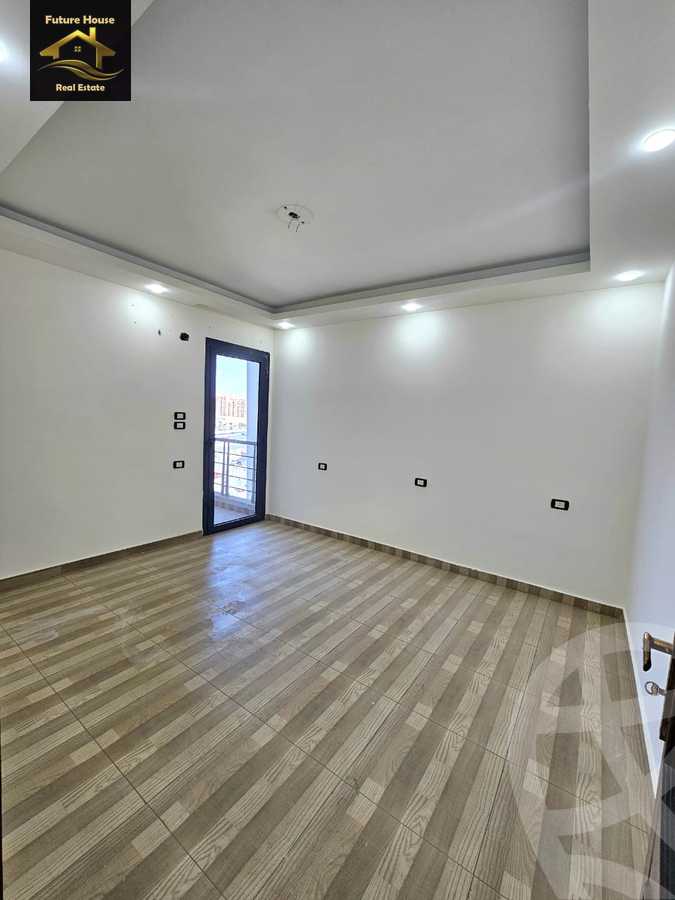 https://aqarmap.com.eg/en/listing/6346032-for-rent-cairo-el-maadi-compounds-rayhanah-plaza