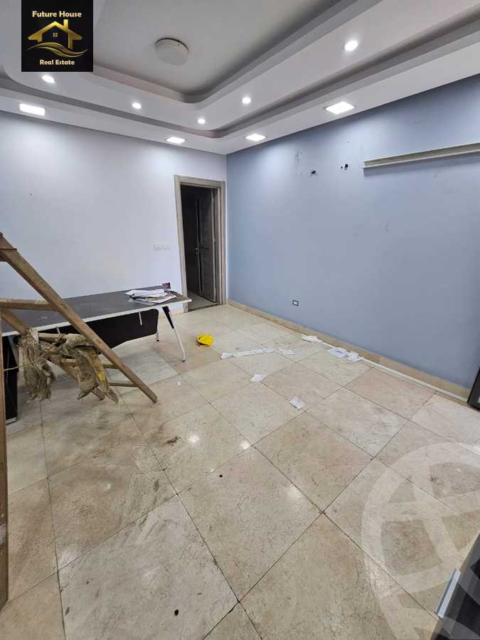 https://aqarmap.com.eg/en/listing/6352322-for-rent-cairo-el-maadi-compounds-rayhanah-plaza