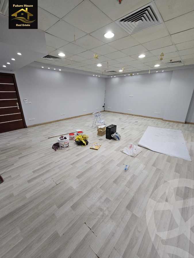https://aqarmap.com.eg/ar/listing/6372429-for-sale-cairo-el-maadi-compounds-kmbwnd-wn-qtmyh-m-mr-lmrshdy