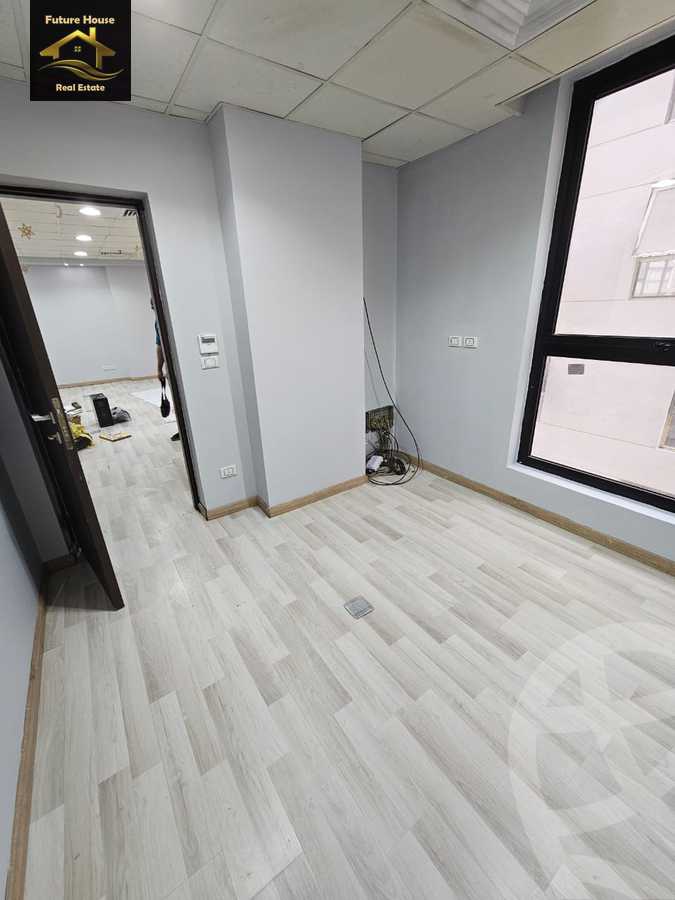 https://aqarmap.com.eg/ar/listing/6372429-for-sale-cairo-el-maadi-compounds-kmbwnd-wn-qtmyh-m-mr-lmrshdy
