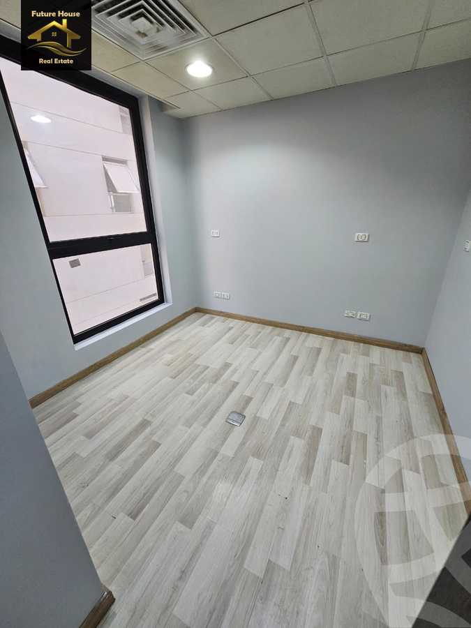https://aqarmap.com.eg/ar/listing/6372429-for-sale-cairo-el-maadi-compounds-kmbwnd-wn-qtmyh-m-mr-lmrshdy